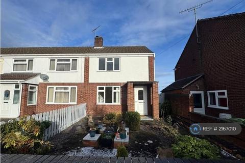 2 bedroom end of terrace house to rent, Holland Road, Leominster, HR6