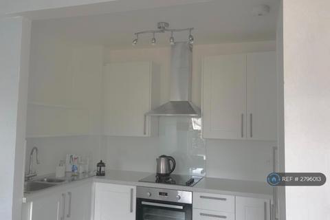 1 bedroom flat to rent, Culmore Road, London, SE15