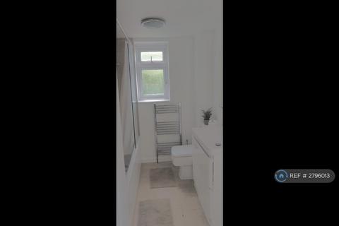 1 bedroom flat to rent, Culmore Road, London, SE15