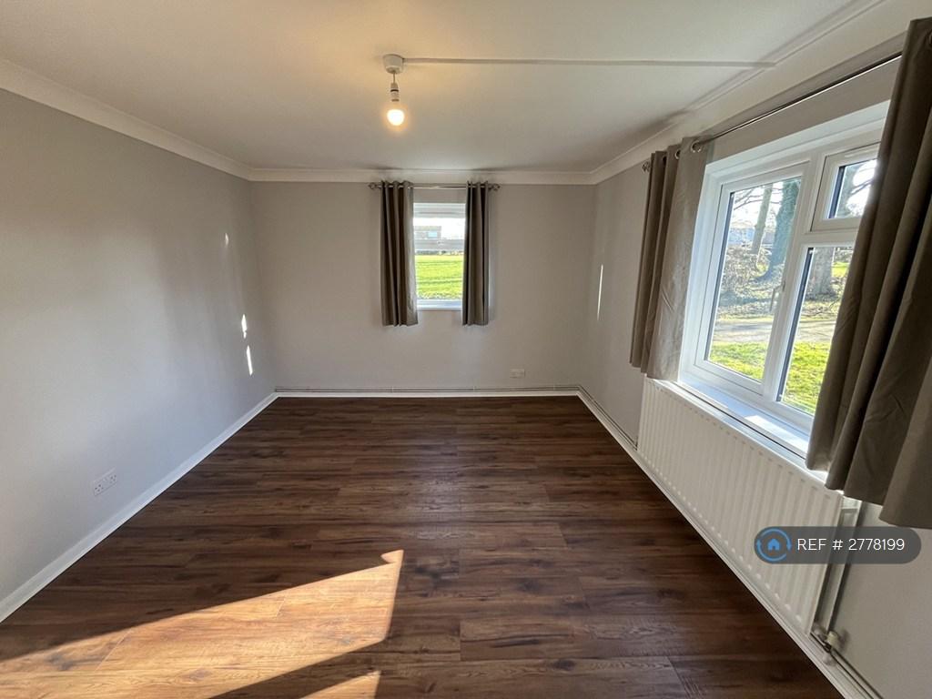 Living Room (Inside View 1)