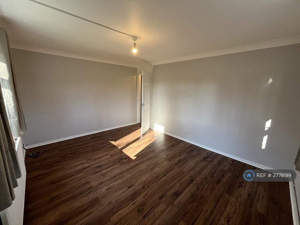 Living Room (Inside View 2)