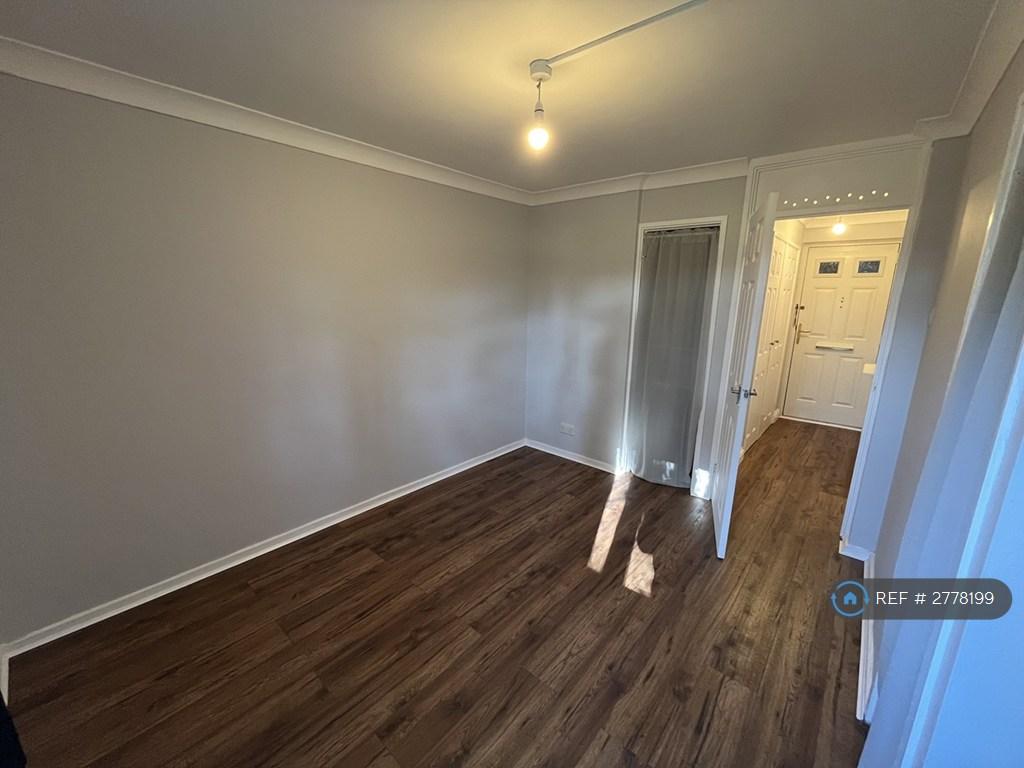 Bedroom (Inside View 3)