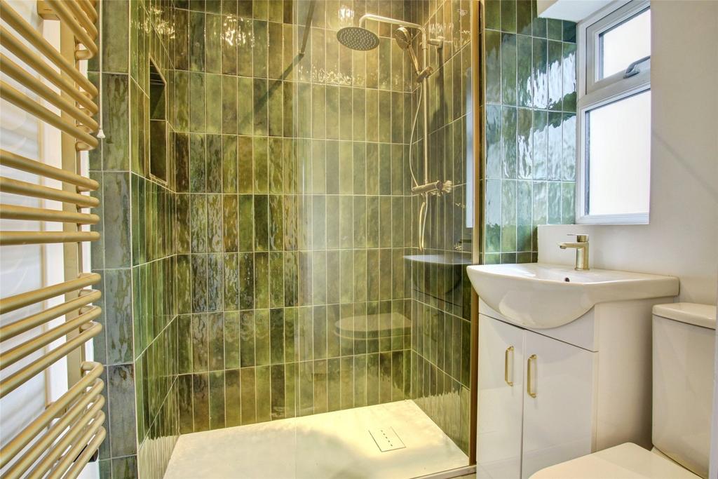 Ensuite