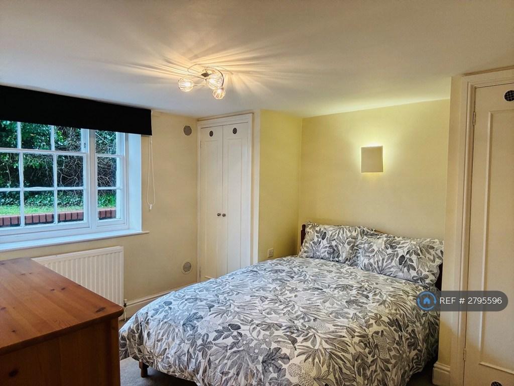 Bedroom With Wash Basin And 2 Wardrobe's
