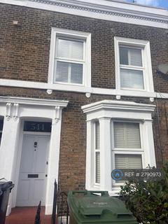 2 bedroom maisonette to rent, Wandsworth Road, London, SW8
