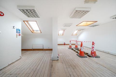 Office for sale, 89 Park St Slough SL1 1PX