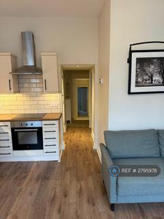 2 bedroom flat to rent, Kenwyn Road, London, SW4
