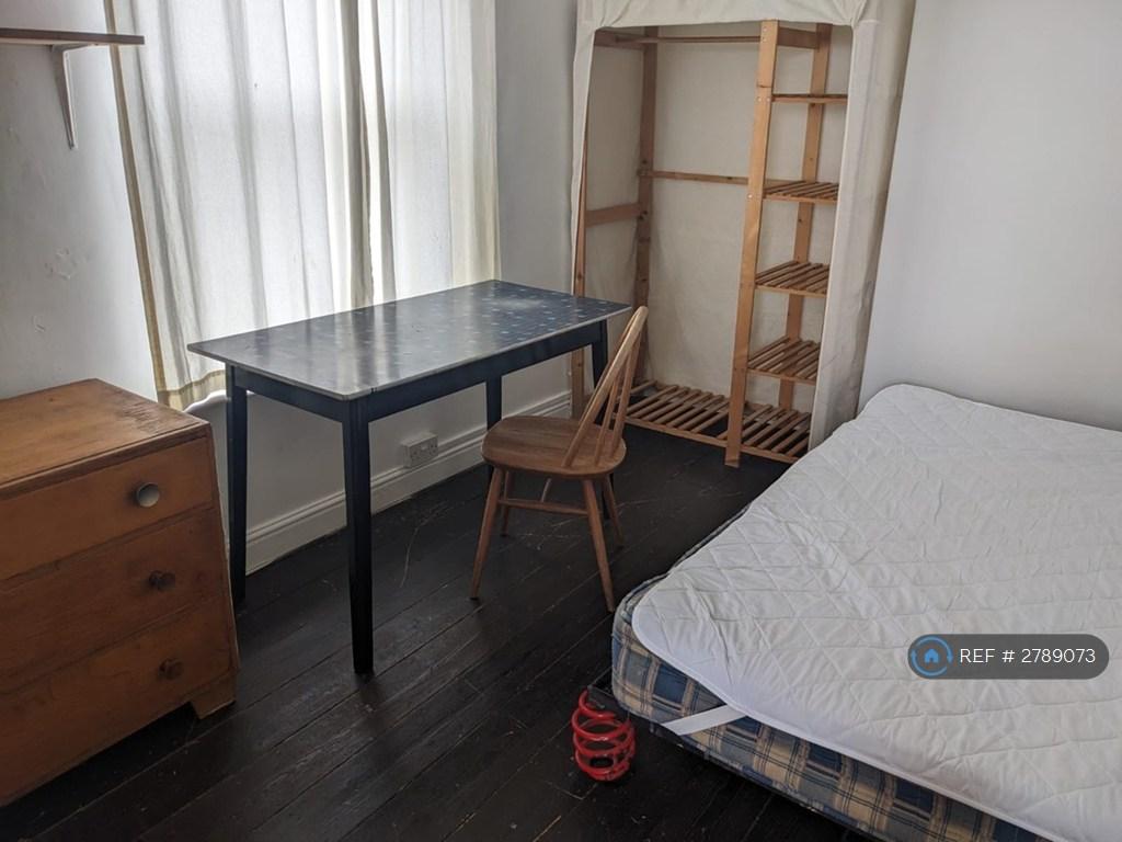 Room 4