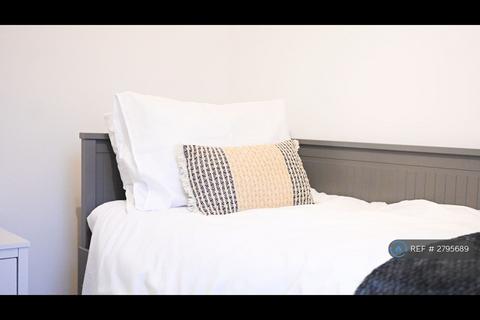 undefined, Cassidy Close, Luton, LU1