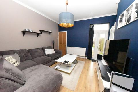 2 bedroom terraced house for sale, Yardley Road, Birmingham B25