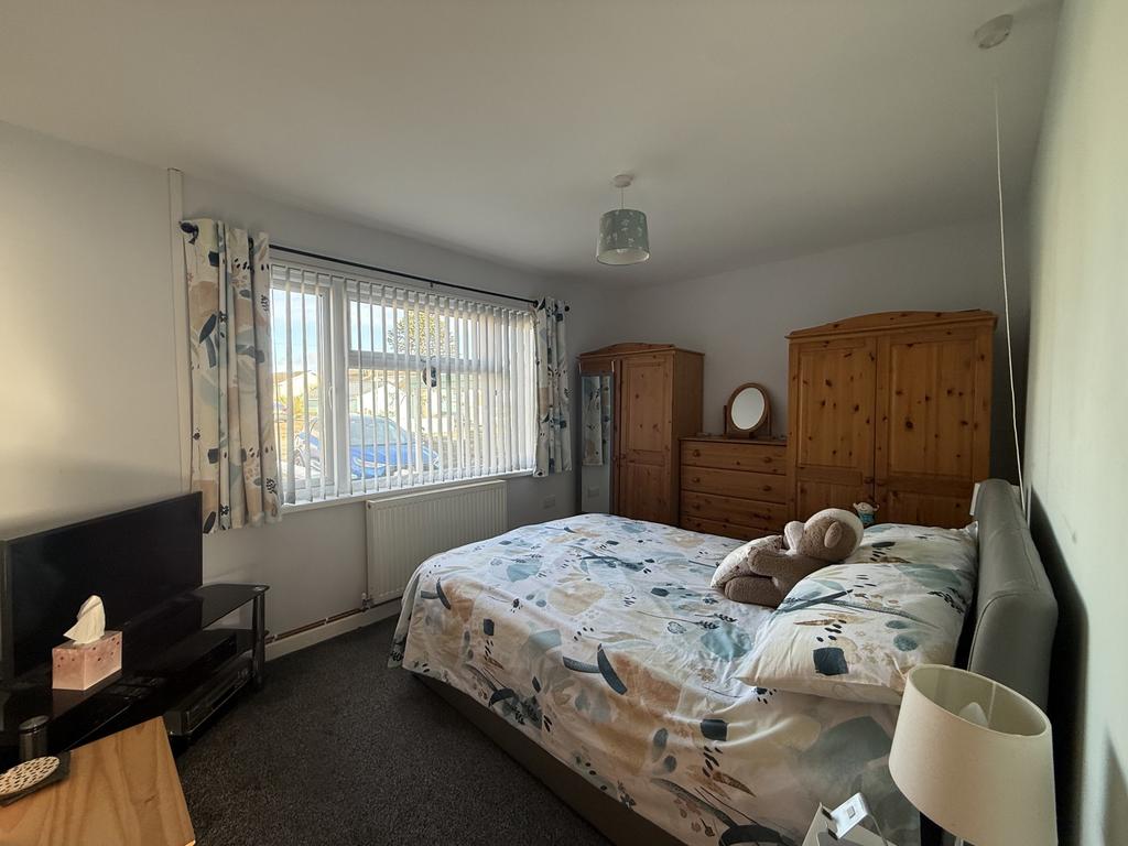 Master Bedroom 3