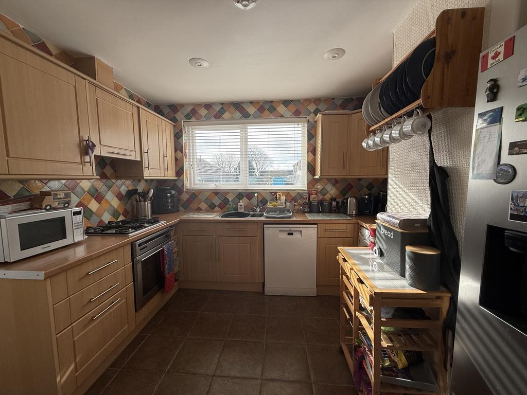 Kitchen 4