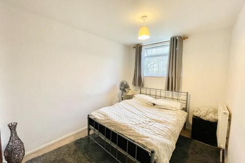 undefined, West Ealing W13