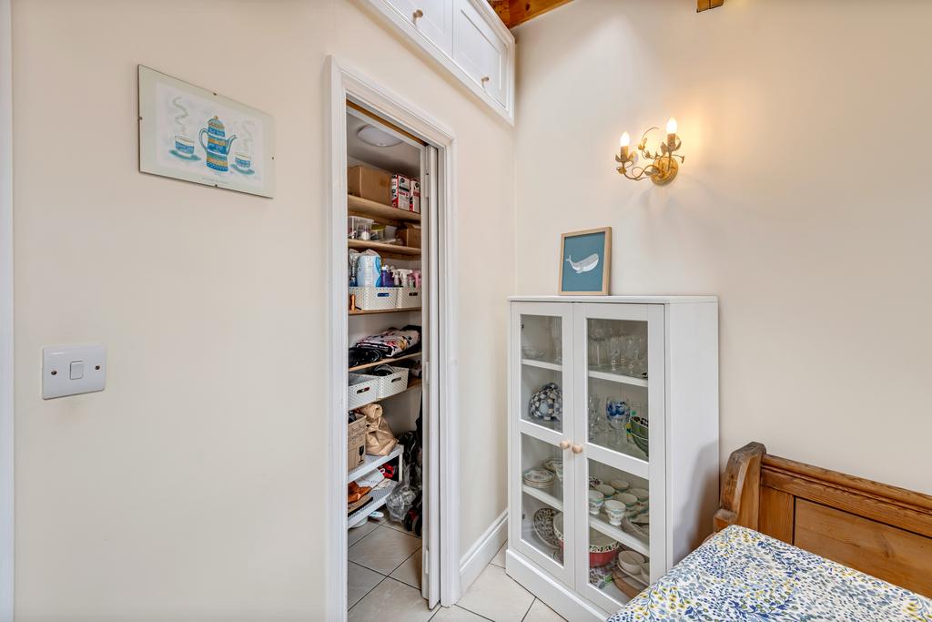Storage cupboard