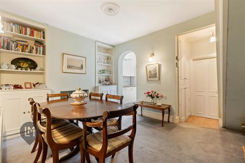 2 bedroom house for sale, Medfield Street, London