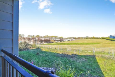 2 bedroom flat for sale, Abells Close, Walton, Milton Keynes, Buckinghamshire, MK7