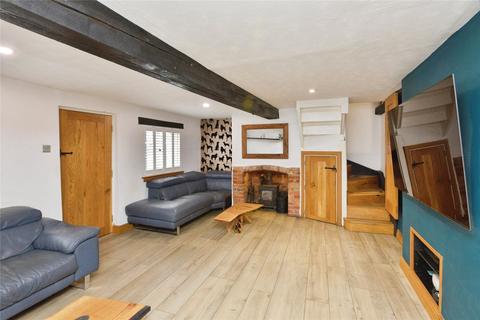 3 bedroom cottage for sale, Patricks Lane, Deanshanger, Milton Keynes, Northamptonshire, MK19