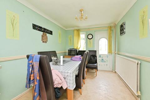 3 bedroom terraced house for sale, Flintcomb Rise, Northampton, Northamptonshire, NN3