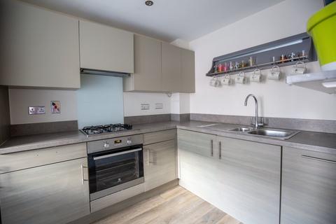 3 bedroom semi-detached house for sale, Monarch Street, Aylesbury, HP18