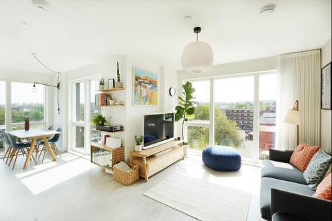 2 bedroom flat for sale, Pomeroy Street, London, SE14