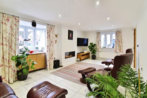 4 bedroom detached house for sale, Oxclose Park Rise, Halfway, Sheffield, S20