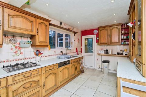 5 bedroom detached house for sale, Bramcote Avenue, Beeston, Nottingham, Nottinghamshire, NG9