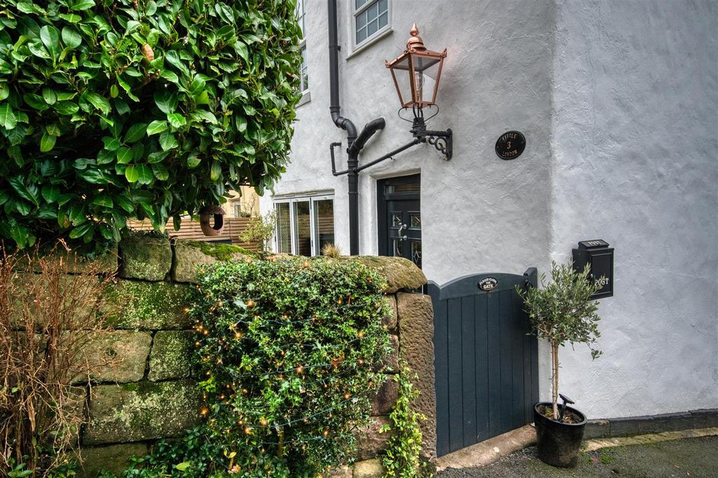 Gate and front door.jpg