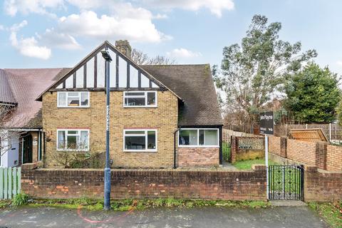 undefined, Eltham Palace Road, London