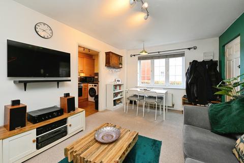 2 bedroom flat for sale, Tyrrell Crescent, South Wootton, King's Lynn, Norfolk, PE30