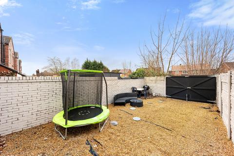3 bedroom end of terrace house for sale, Wargrave Road, Newton-Le-Willows, WA12