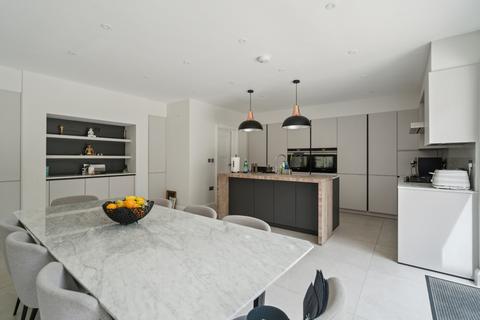 5 bedroom detached house for sale, Moor Park, Northwood HA6