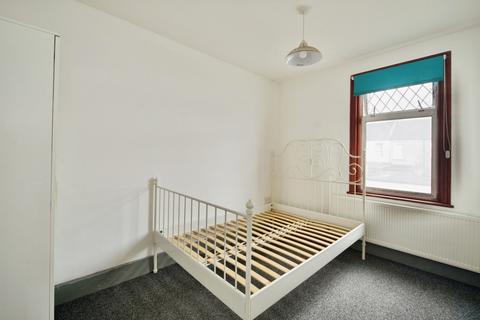 3 bedroom terraced house for sale, Norfolk Road, East Ham, London, E6