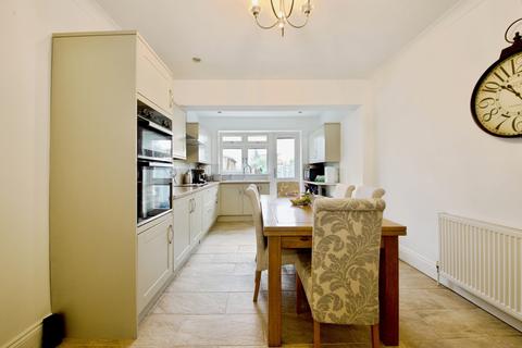 3 bedroom semi-detached house for sale, Dagenham Road, ROMFORD, Essex, RM7