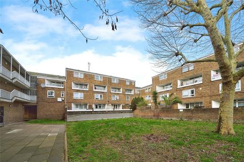 3 bedroom maisonette for sale, Gough Walk, London, E14
