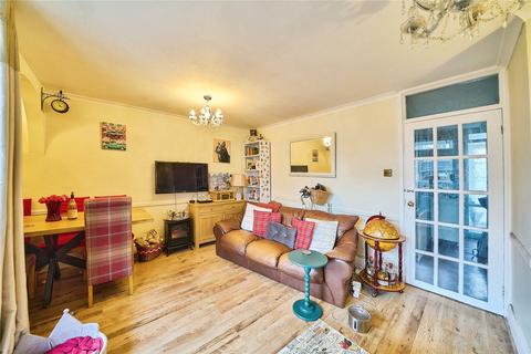 3 bedroom maisonette for sale, Gough Walk, London, E14