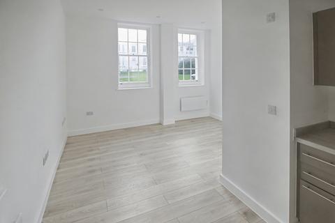 1 bedroom apartment to rent, 1 Hartington Place, Eastbourne, BN21