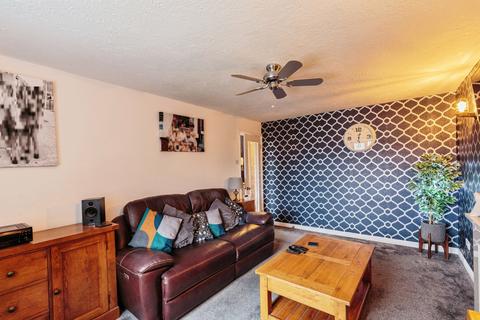 2 bedroom flat for sale, Acorn Mews, Blackpool, Lancashire, FY4