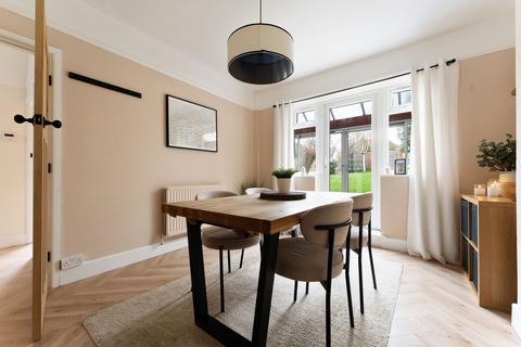 3 bedroom detached house for sale, New Zealand Avenue, Salisbury SP2
