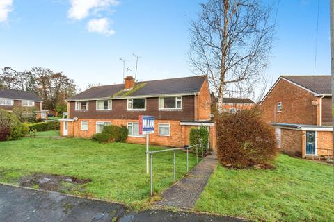 2 bedroom flat for sale, Whittington Close, Hythe, Southampton, Hampshire, SO45