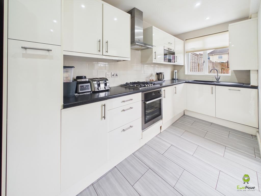 Presented by Clinton at Ewe Move Bexleyheath and Da