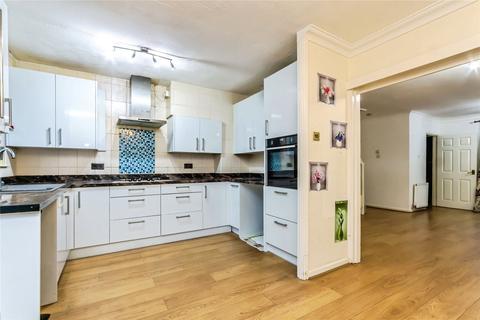 3 bedroom terraced house for sale, Deepfield Way, Coulsdon, CR5
