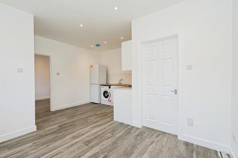 1 bedroom flat for sale, Holmbush Way, BRIGHTON, East Sussex, BN42