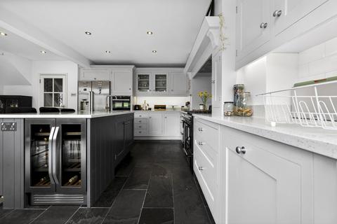 4 bedroom semi-detached house for sale, Wick Avenue, St. Albans, AL4