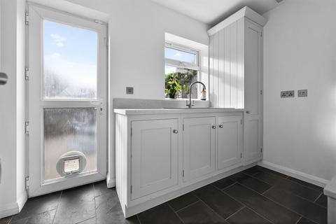 4 bedroom semi-detached house for sale, Wick Avenue, St. Albans, AL4