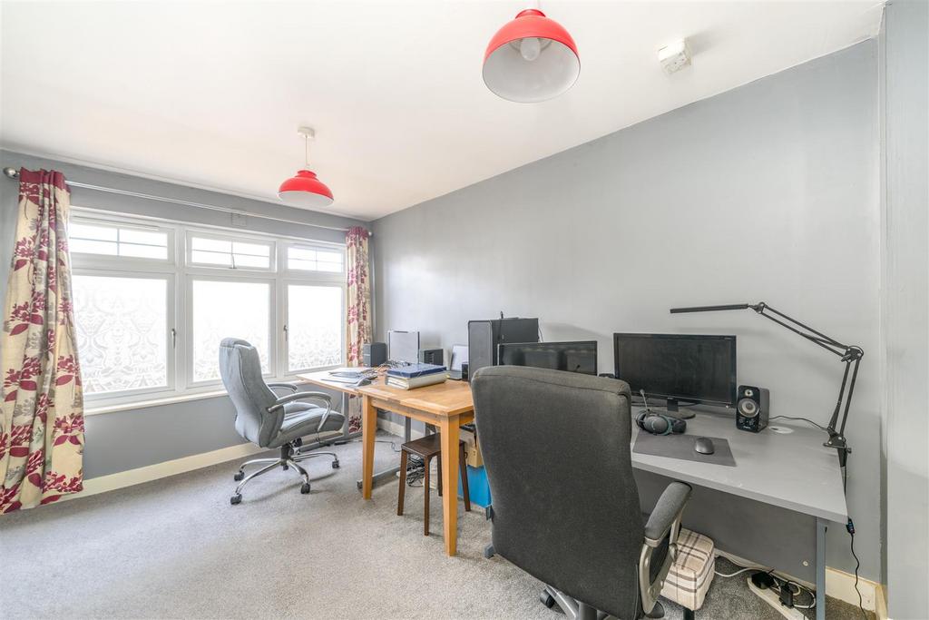 61 hallydown crescent-09.jpg