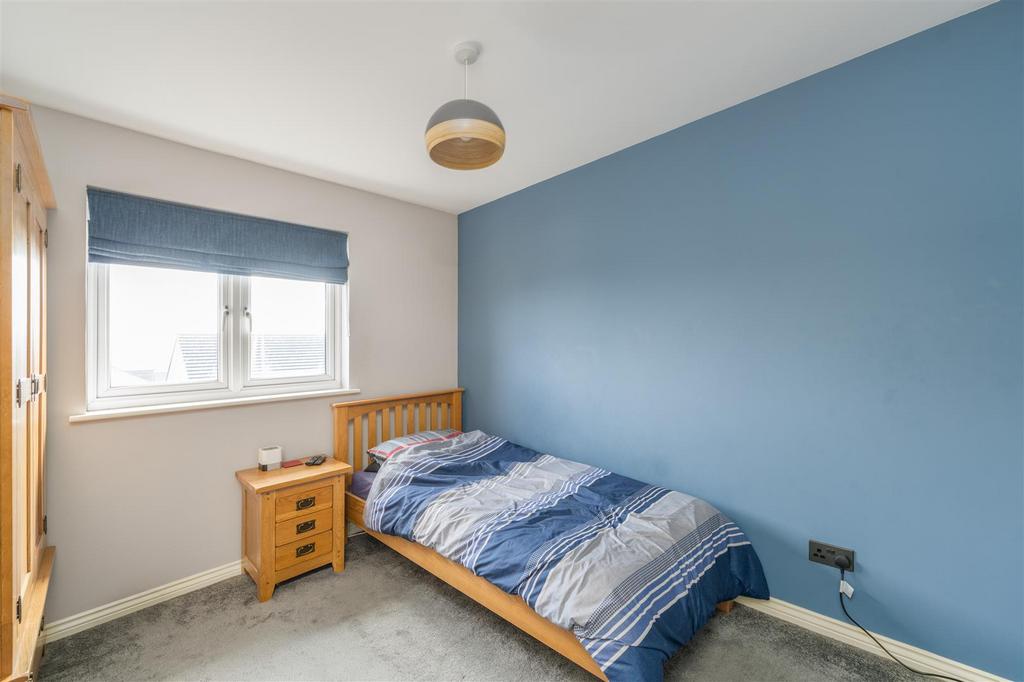 61 hallydown crescent-11.jpg