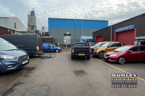 Warehouse to rent, Lichfield Rd Brownhills WS8 6JZ