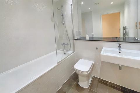 2 bedroom property for sale, Bournemouth