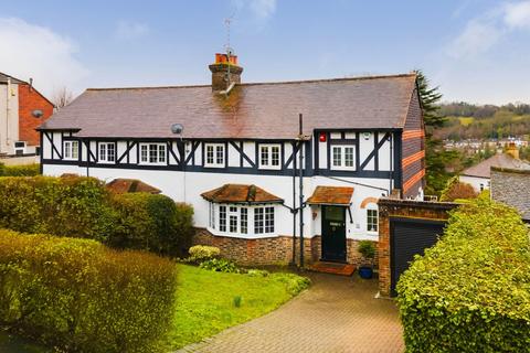 undefined, Downs Court Road, Purley CR8
