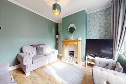 3 bedroom end of terrace house for sale, Coleridge Avenue, South Shields, NE33 3HB